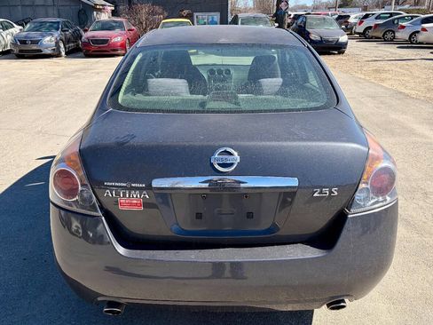 Used 2009 Nissan Altima 2.5 S w/ Convenience Pkg FWD image 4