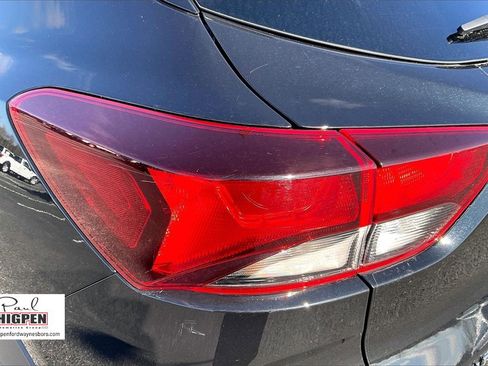 Used 2025 Chevrolet TrailBlazer LT image 29