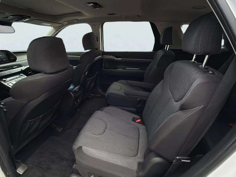 Used 2022 Hyundai Palisade SEL w/ Convenience Package AWD/4WD image 17