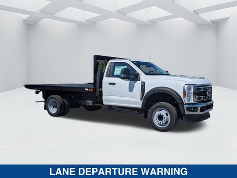 New 2024 Ford F550 2WD Regular Cab Super Duty image 3