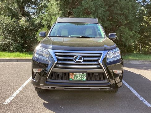 Used 2018 Lexus GX 460 Premium w/ Premium Package AWD/4WD image 17