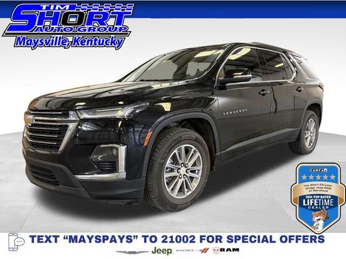 Used 2022 Chevrolet Traverse LT image 1