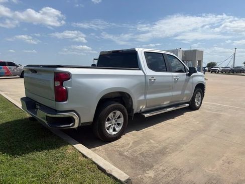 Used 2022 Chevrolet Silverado 1500 LT RWD image 6