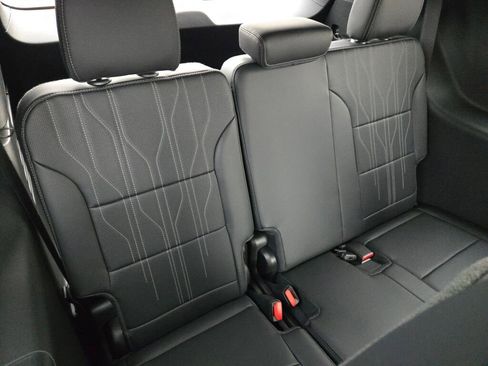 New 2026 Buick Enclave Avenir w/ Super Cruise Package image 13