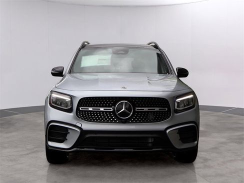 Certified 2025 Mercedes-Benz GLB 250 4MATIC image 2