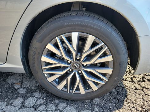 Used 2025 Nissan Altima 2.5 SV image 26