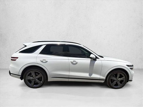 Used 2023 Genesis GV70 3.5T Sport w/ Sport Prestige Package AWD/4WD image 6