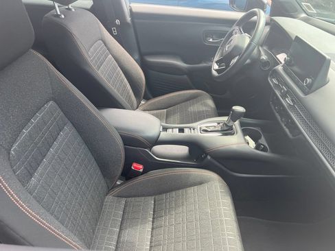 Used 2024 Honda HR-V Sport image 19