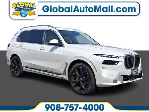 Used 2025 BMW X7 xDrive40i w/ Premium Package AWD/4WD image 1