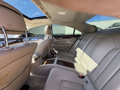 Used 2014 Mercedes-Benz CLS 550 image 24