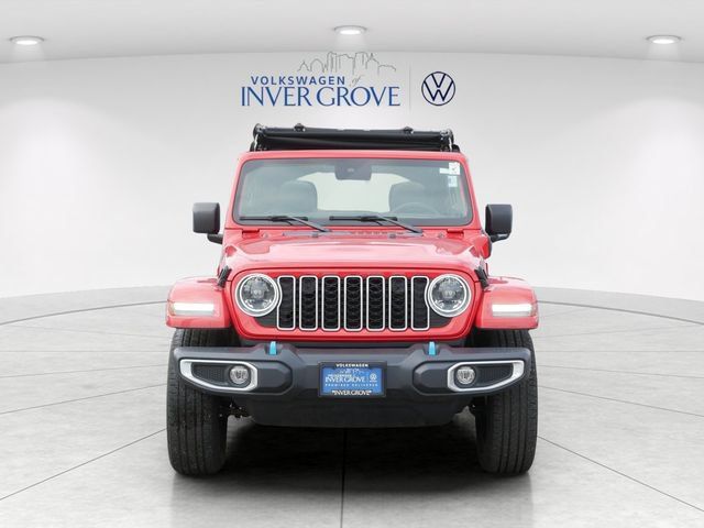 Used 2024 Jeep Wrangler Unlimited Sahara w/ Safety Group AWD/4WD image 2