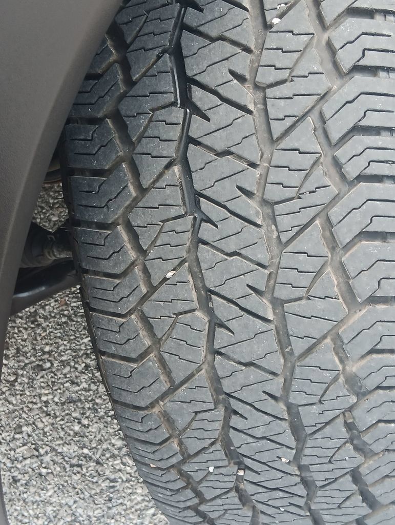 Certified 2024 Nissan Frontier Pro-X RWD image 28