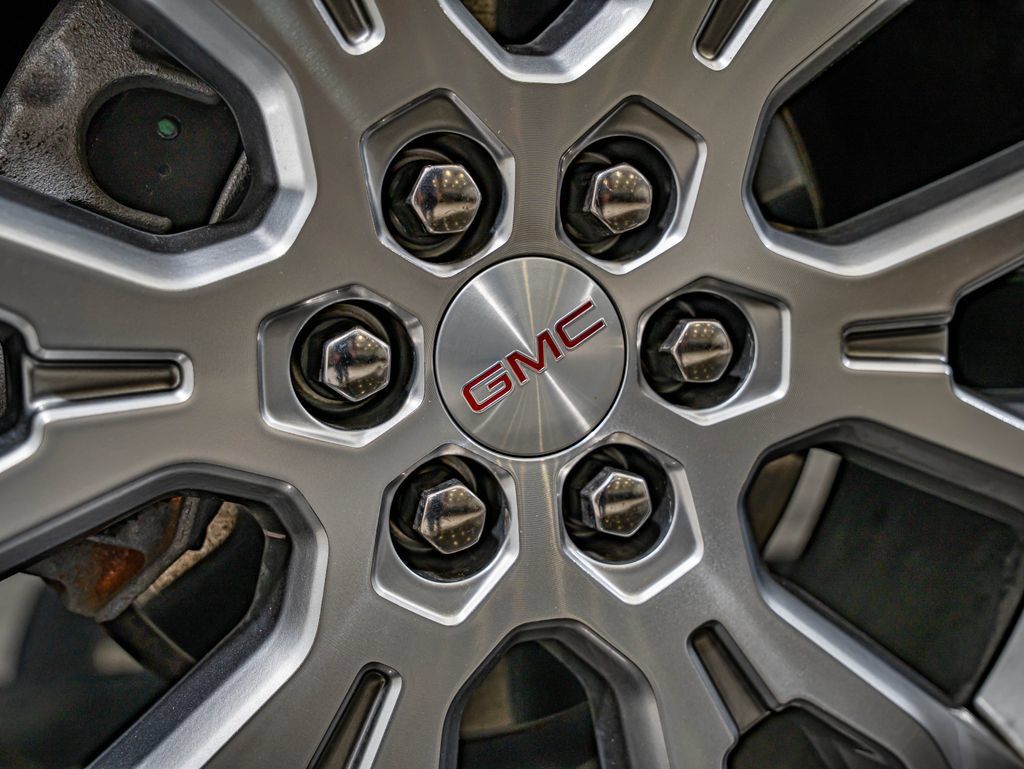 Used 2024 GMC Acadia Denali w/ Super Cruise Package AWD/4WD image 11