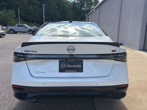 New 2026 Nissan Sentra SR FWD image 5