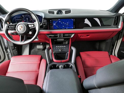 Certified 2026 Porsche Cayenne E-Hybrid Coupe AWD/4WD image 19