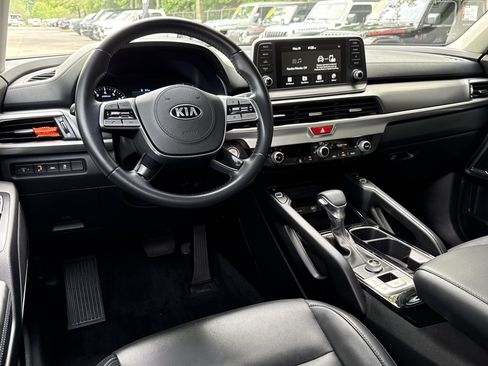Used 2021 Kia Telluride S AWD/4WD image 22