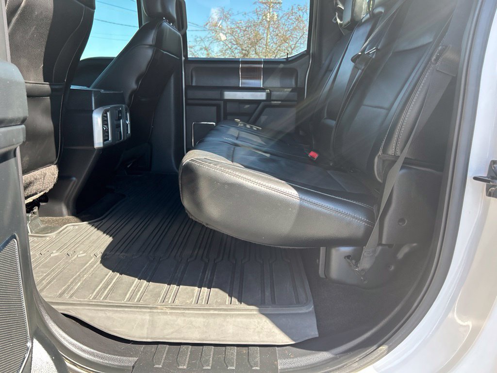 Used 2015 Ford F150 Lariat w/ Equipment Group 502A Luxury AWD/4WD image 35