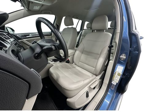 Used 2019 Volkswagen Golf Alltrack S AWD/4WD image 13