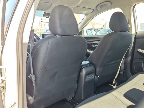 Certified 2024 Nissan Sentra SV FWD image 24