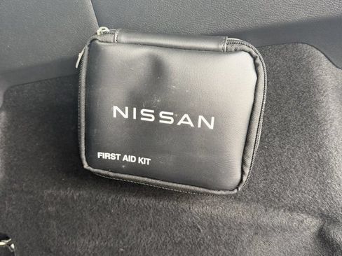 Used 2023 Nissan Rogue S AWD/4WD image 24