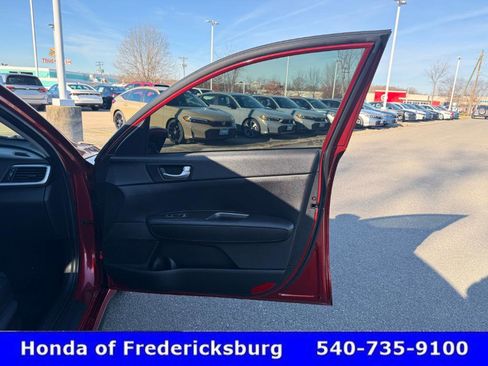 Used 2019 Kia Optima S w/ S Panoramic Sunroof Package image 35