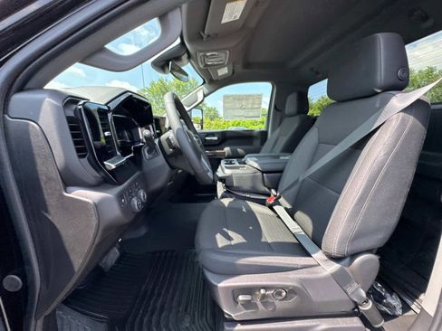 New 2025 Chevrolet Silverado 3500 LT image 2