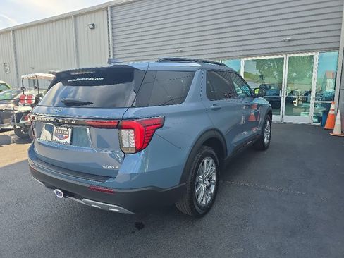New 2026 Ford Explorer Active w/ Active Comfort Package AWD/4WD image 5