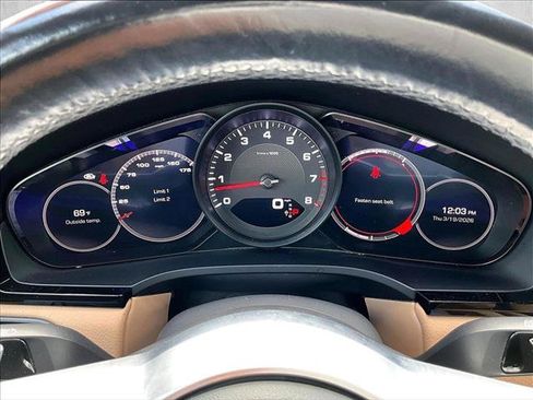 Used 2020 Porsche Cayenne AWD/4WD image 21