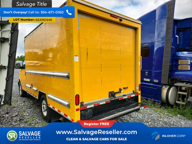 Used 2023 GMC Savana 3500 w/ Power Convenience Package RWD image 3