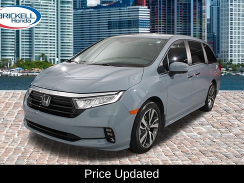 Certified 2024 Honda Odyssey Touring image 1