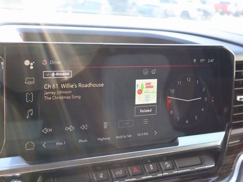 Used 2024 GMC Sierra 2500 SLE image 32