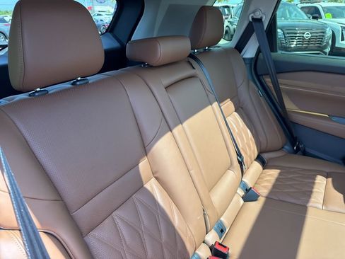 New 2026 Nissan Rogue Platinum AWD/4WD image 24