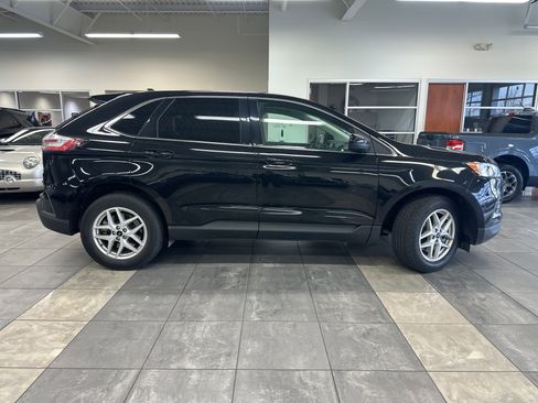 Used 2023 Ford Edge SEL w/ Convenience Package image 8