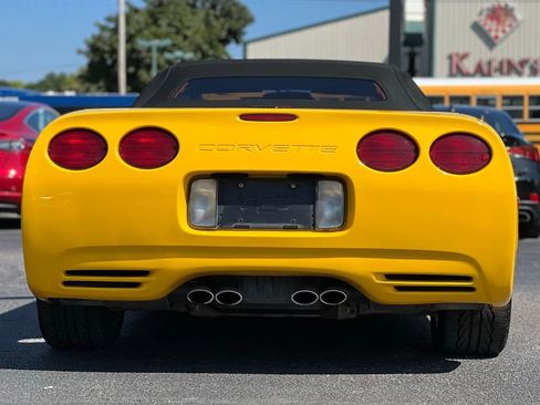 Used 2002 Chevrolet Corvette Convertible w/ Preferred Equipment Group2 image 6