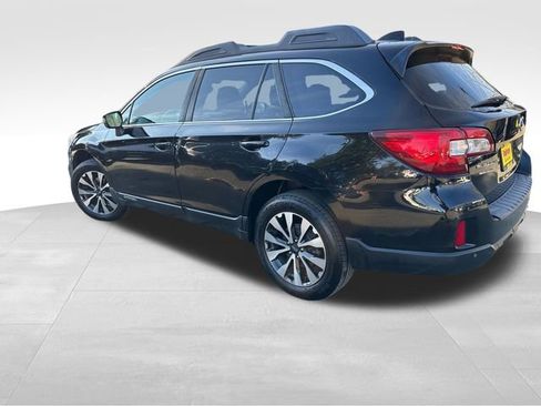 Used 2017 Subaru Outback 2.5i Limited image 5