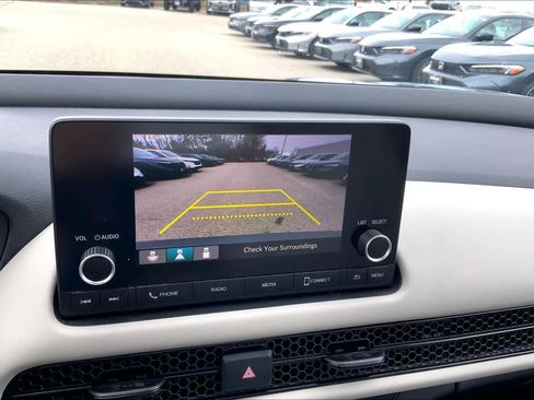 Used 2023 Honda HR-V LX image 29