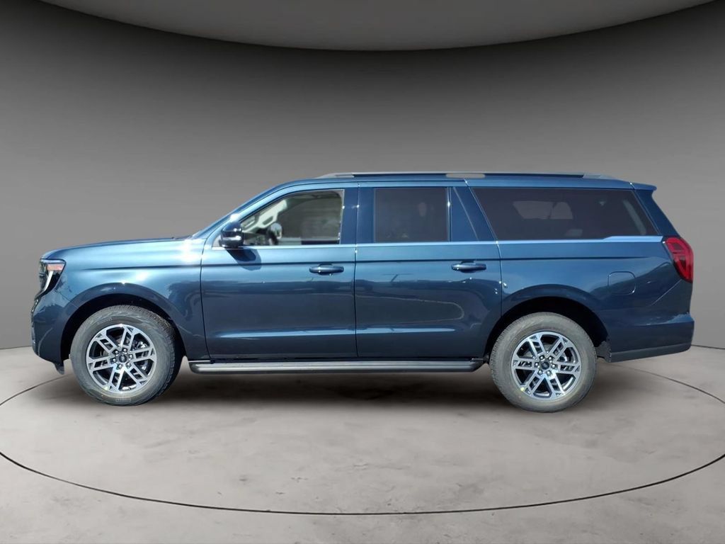New 2026 Ford Expedition Max Active AWD/4WD image 2