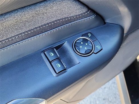 Used 2025 Ford Mustang Coupe image 9