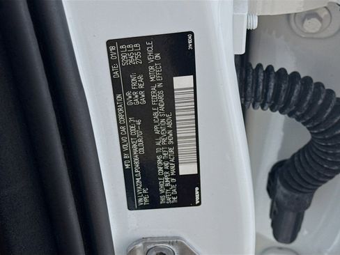 Used 2018 Volvo S90 T6 Inscription w/ Luxury Package image 40