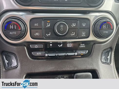 Used 2015 Chevrolet Suburban LT image 22