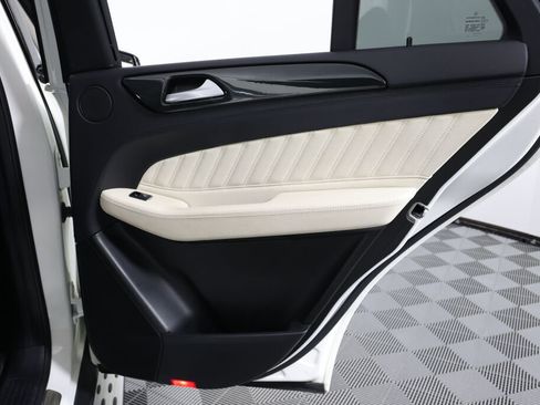 Used 2018 Mercedes-Benz GLE 43 AMG 4MATIC image 17