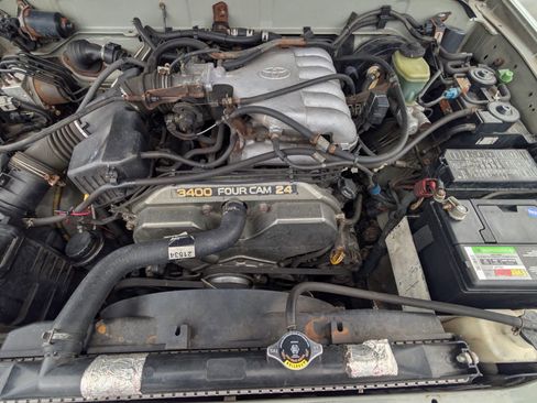 Used 2000 Toyota 4Runner SR5 AWD/4WD image 20