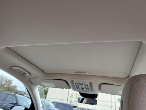 Used 2023 Mercedes-Benz GLE 450 4MATIC image 10