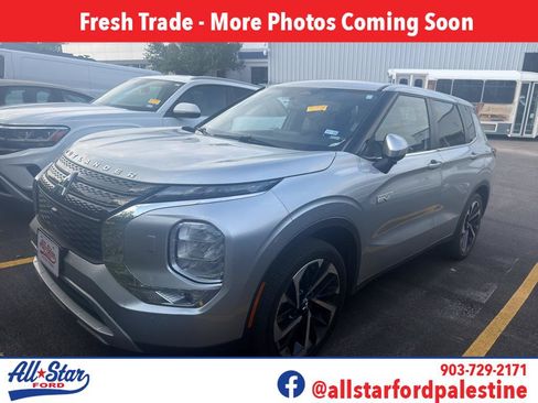 Used 2024 Mitsubishi Outlander SE AWD/4WD image 1