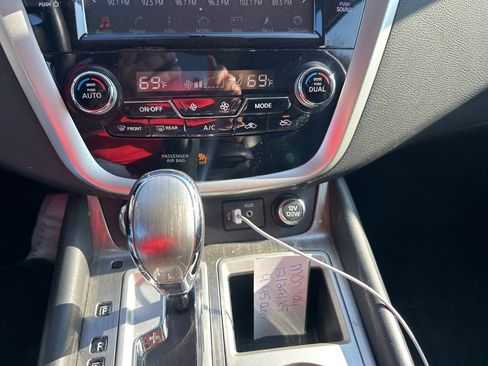 Used 2018 Nissan Murano Platinum w/ Cargo Package image 19