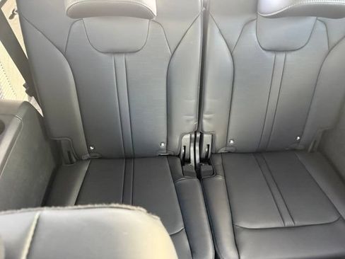 Used 2024 Kia Sorento SX AWD/4WD image 14