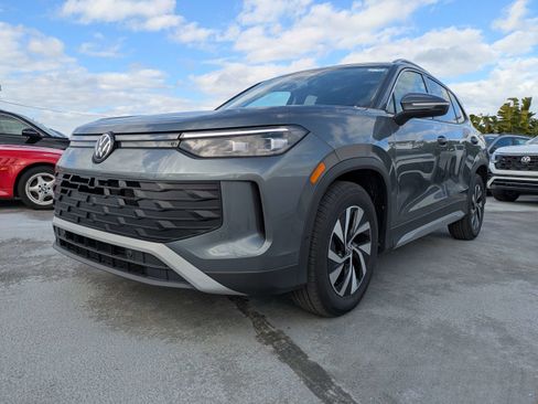 New 2026 Volkswagen Tiguan S image 8