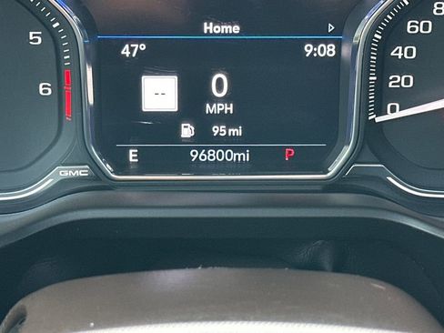 Used 2021 GMC Yukon XL Denali image 27