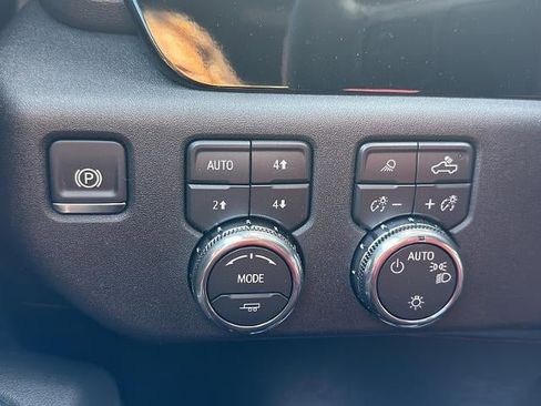 New 2026 GMC Sierra 1500 SLE w/ X31 Off-Road Package image 33