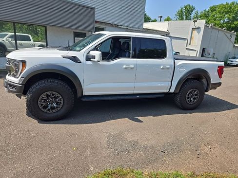Certified 2022 Ford F150 Raptor w/ Raptor 37 Performance Package AWD/4WD image 6